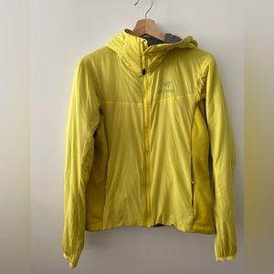 Arc’teryx atom jacket